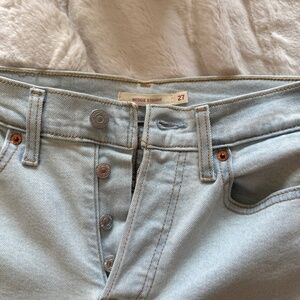 Levi’s Wedgie Straight Light Blue 27